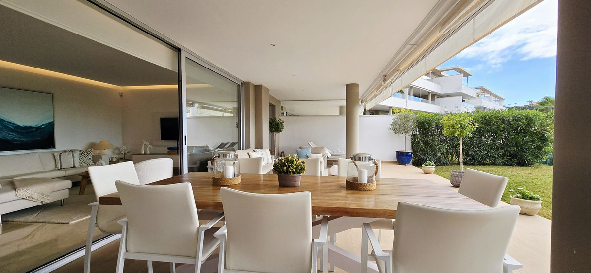 3 Bed Apartment for sale in Los Arqueros Costa Del Sol, Málaga, Spain