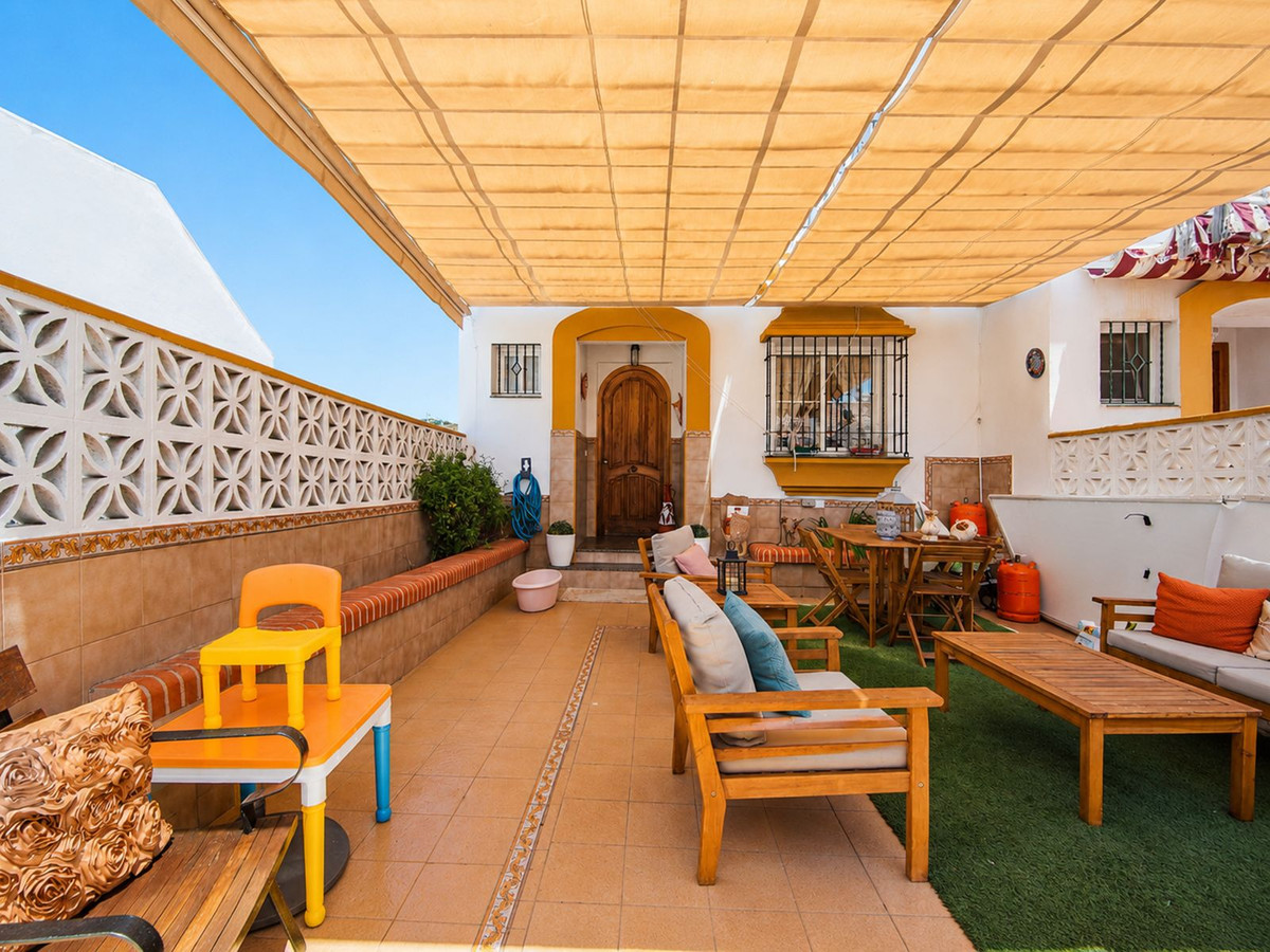 3 Bed Townhouse for sale in Estepona Costa Del Sol, Málaga, Spain