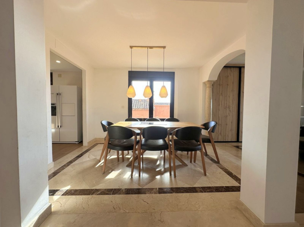 5 Bed Townhouse for sale in Estepona Costa Del Sol, Málaga, Spain