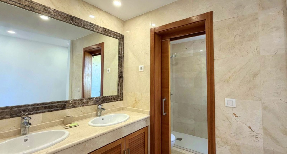 5 Bed Townhouse for sale in Estepona Costa Del Sol, Málaga, Spain