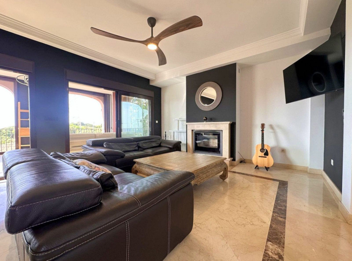 5 Bed Townhouse for sale in Estepona Costa Del Sol, Málaga, Spain