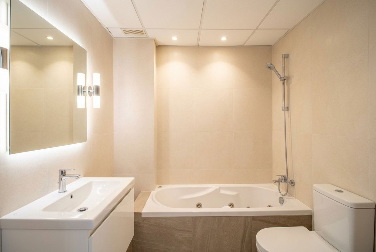 Se vende Ático de 2 dormitorios en Costa Del Sol, Málaga, España