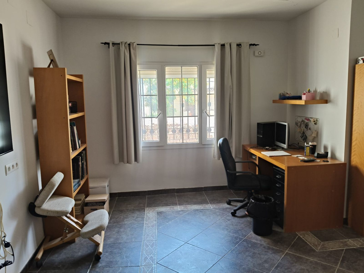 3 Bed Townhouse for sale in Torremolinos Costa Del Sol, Málaga, Spain
