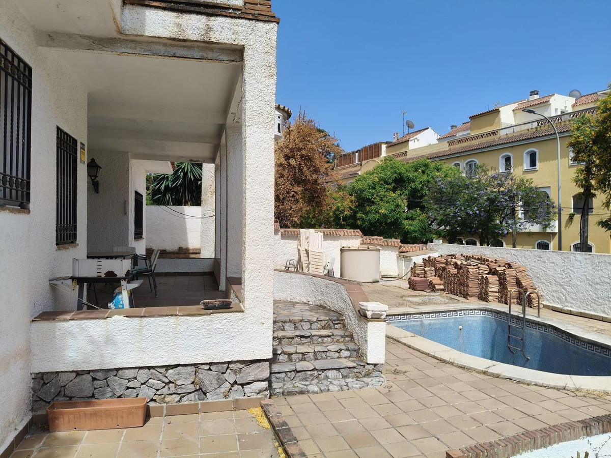 3 Bed Townhouse for sale in Torremolinos Costa Del Sol, Málaga, Spain