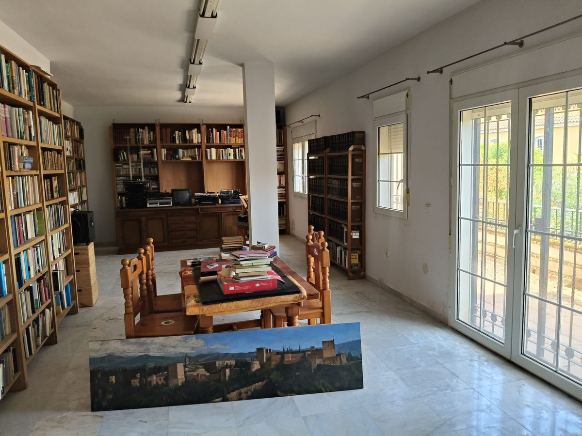 3 Bed Townhouse for sale in Torremolinos Costa Del Sol, Málaga, Spain