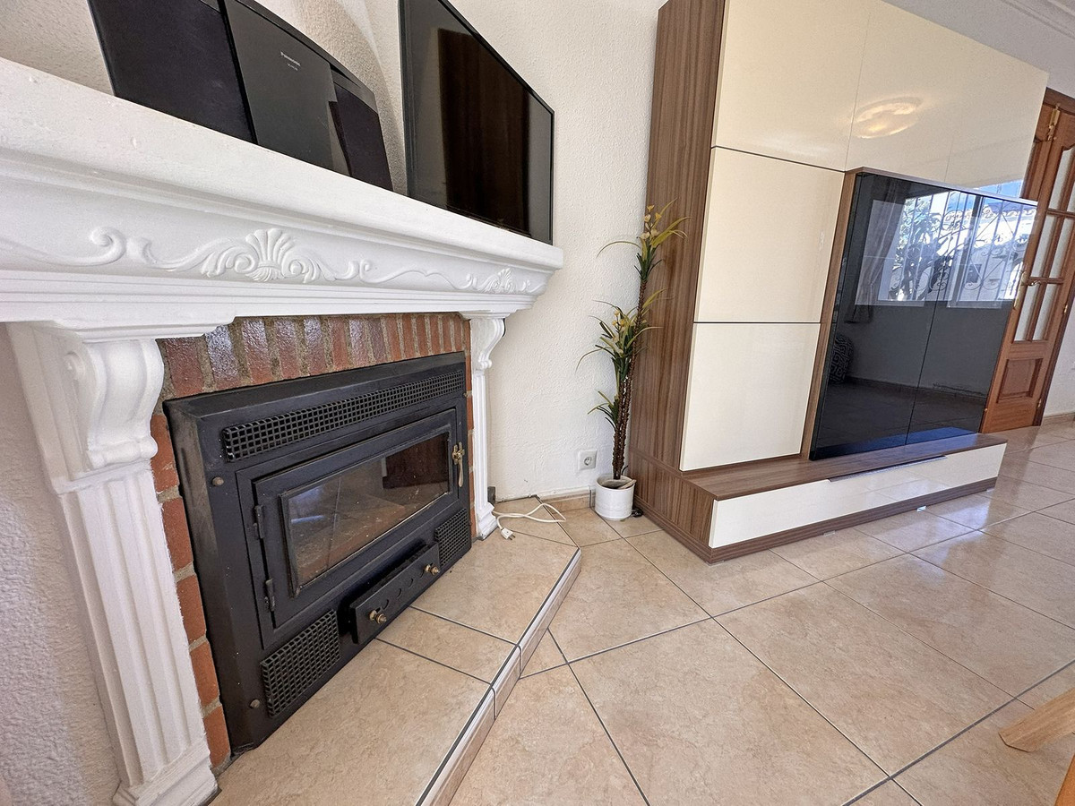 4 Bed Townhouse for sale in Mijas Costa Costa Del Sol, Málaga, Spain
