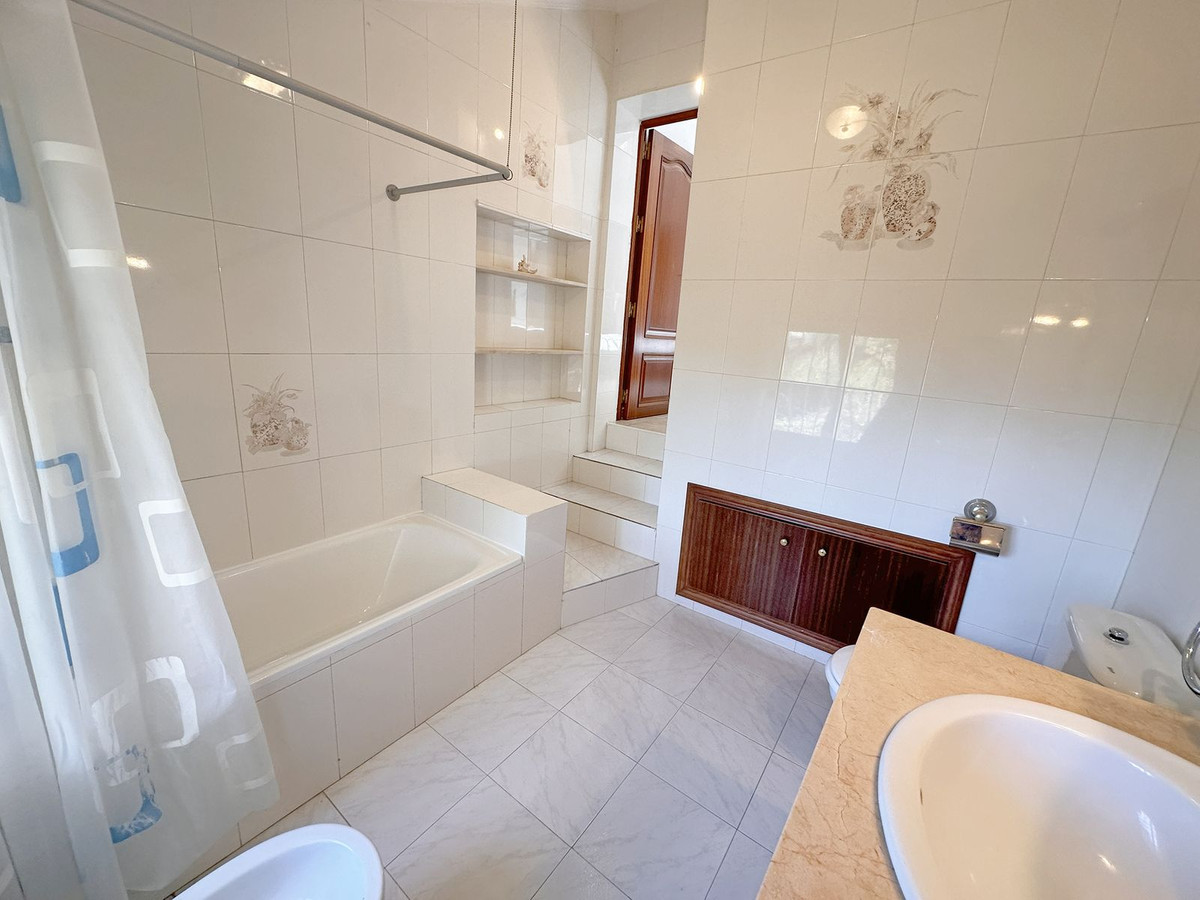 4 Bed Townhouse for sale in Mijas Costa Costa Del Sol, Málaga, Spain
