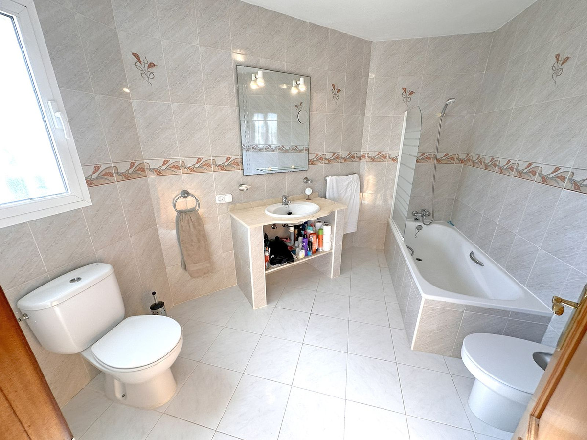 4 Bed Townhouse for sale in Mijas Costa Costa Del Sol, Málaga, Spain