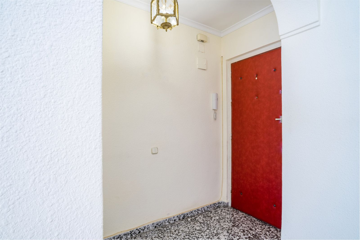 Se vende Apartamento Planta Media de 4 dormitorios en Costa Del Sol, Málaga, España