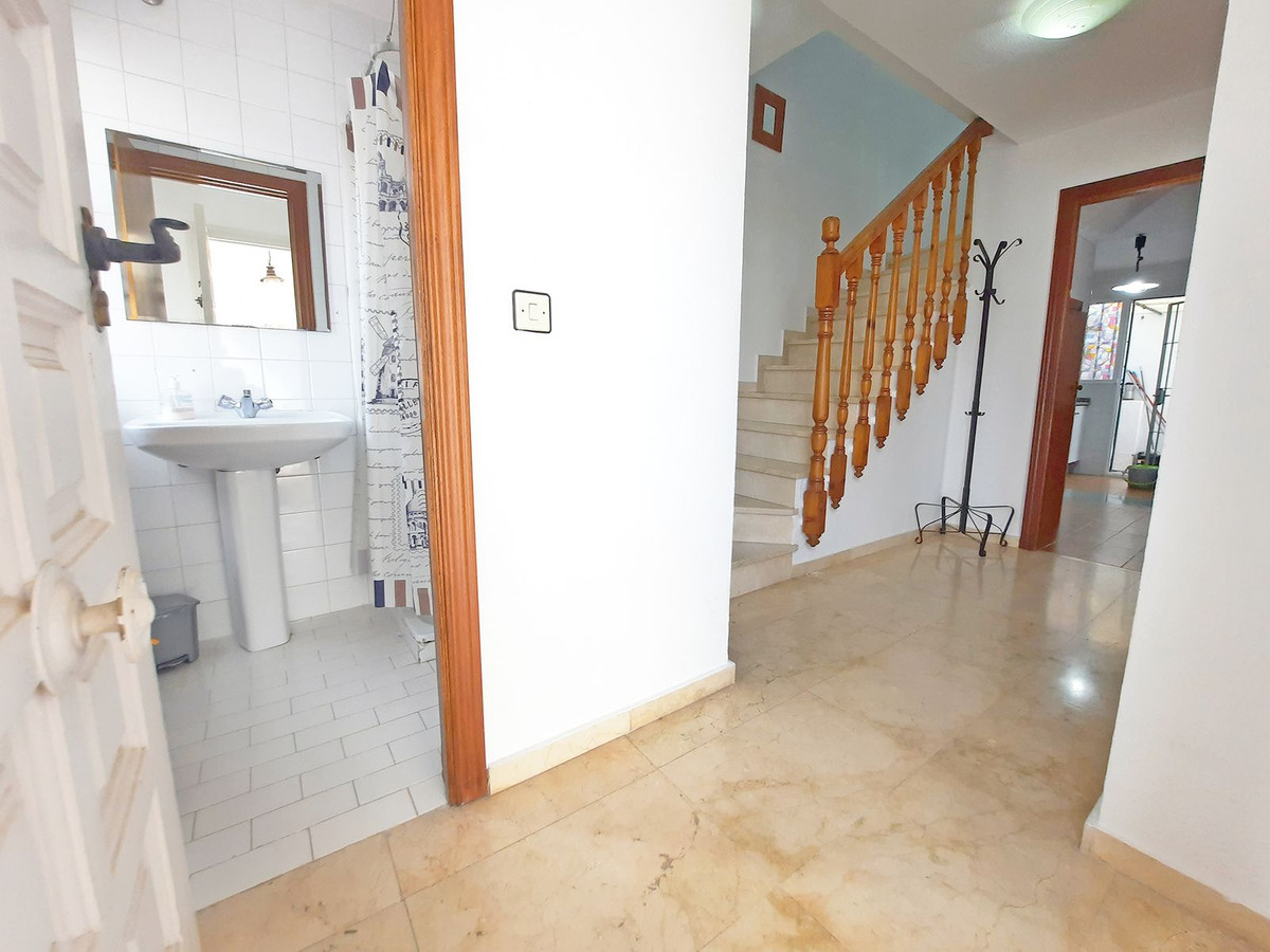 4 Bed Townhouse for sale in Las Lagunas Costa Del Sol, Málaga, Spain