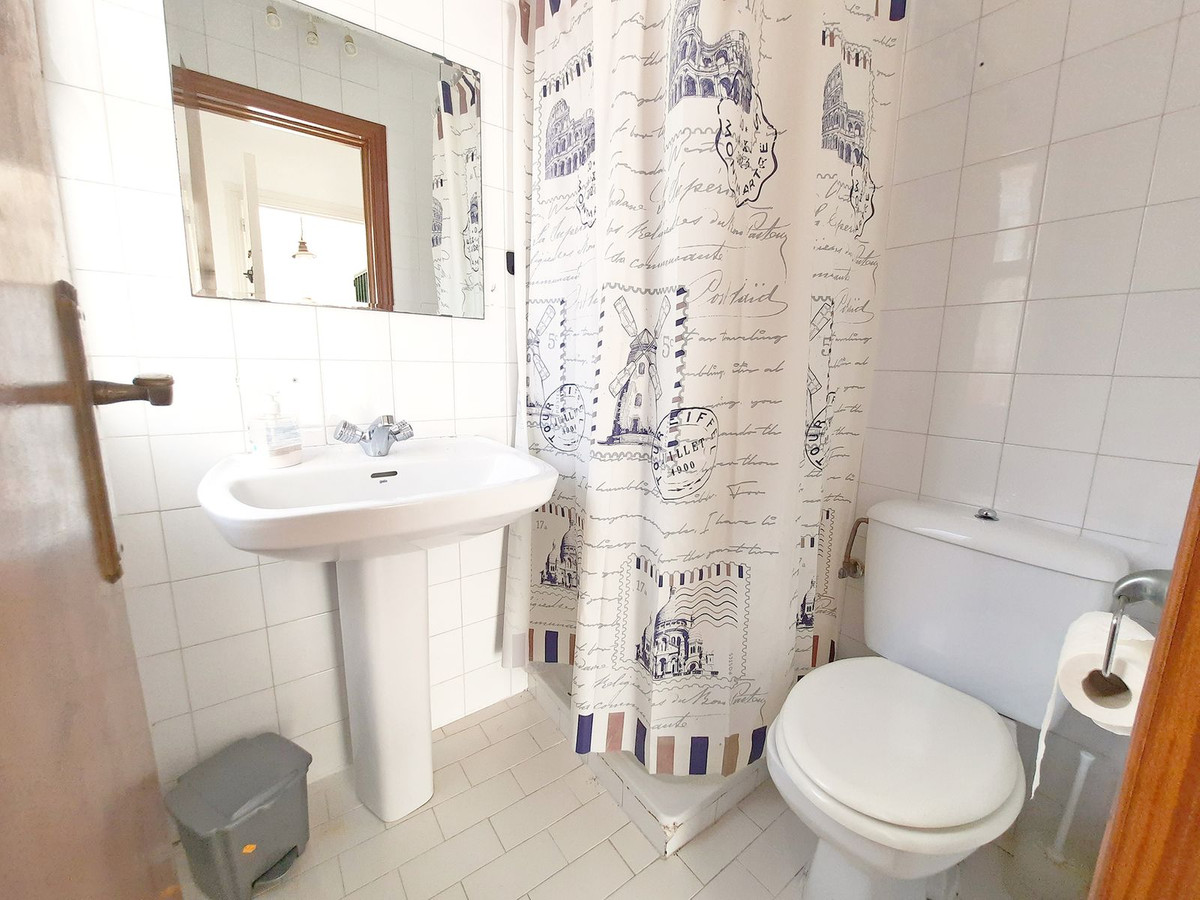 4 Bed Townhouse for sale in Las Lagunas Costa Del Sol, Málaga, Spain