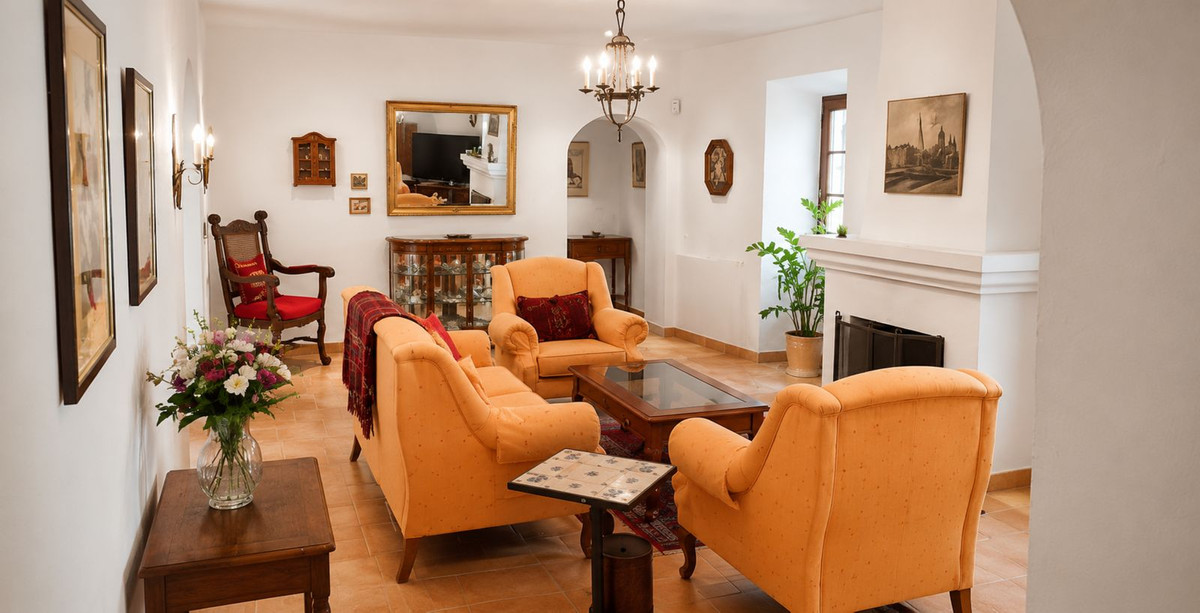 Se vende Finca - Cortijo de 3 dormitorios en Costa Del Sol, Málaga, España