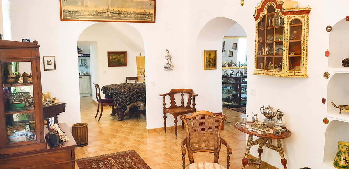 Se vende Finca - Cortijo de 3 dormitorios en Costa Del Sol, Málaga, España