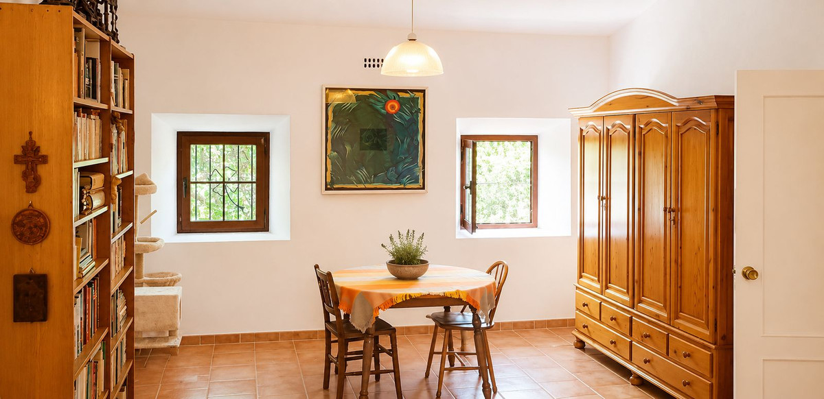 Se vende Finca - Cortijo de 3 dormitorios en Costa Del Sol, Málaga, España