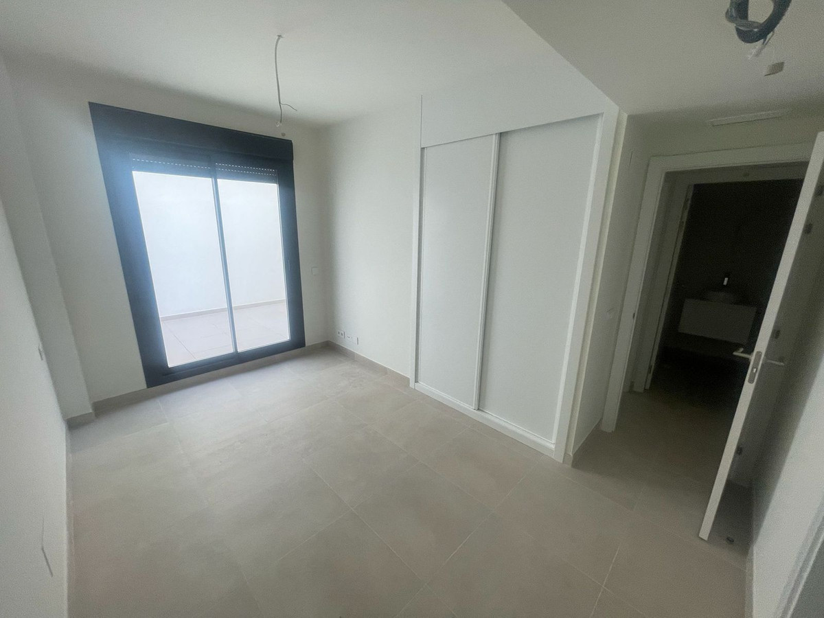 Se vende Apartamento Planta Baja de 2 dormitorios en Costa Del Sol, Málaga, España
