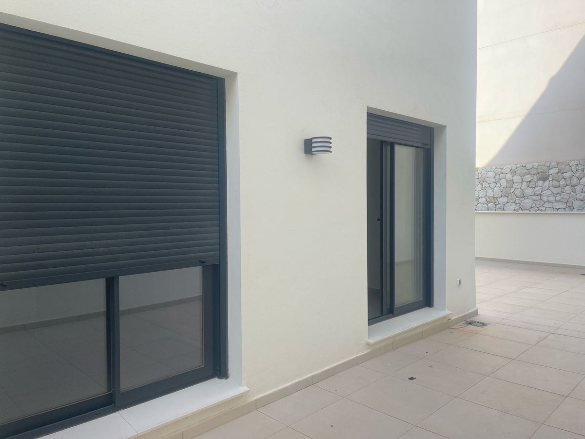 Se vende Apartamento Planta Baja de 2 dormitorios en Costa Del Sol, Málaga, España