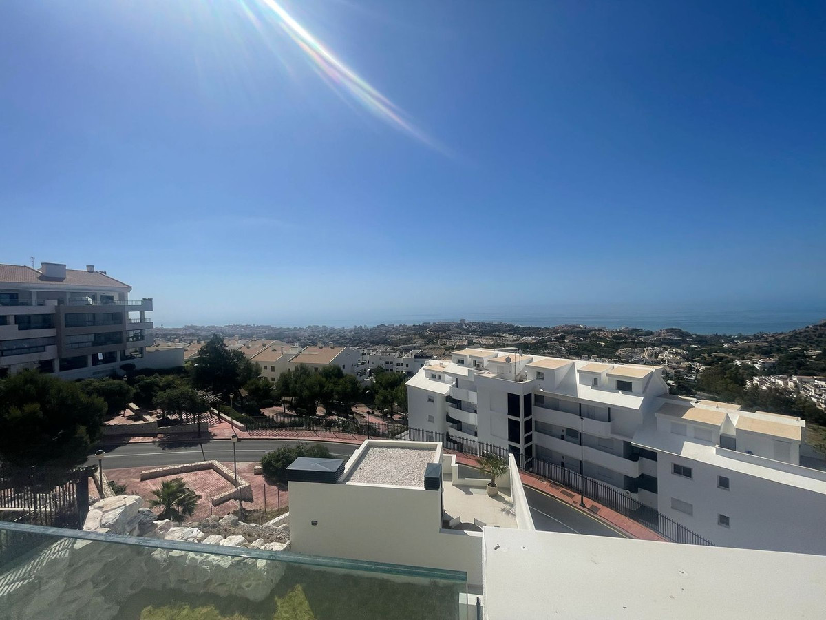3 Bed Apartment for sale in Benalmadena Costa Del Sol, Málaga, Spain