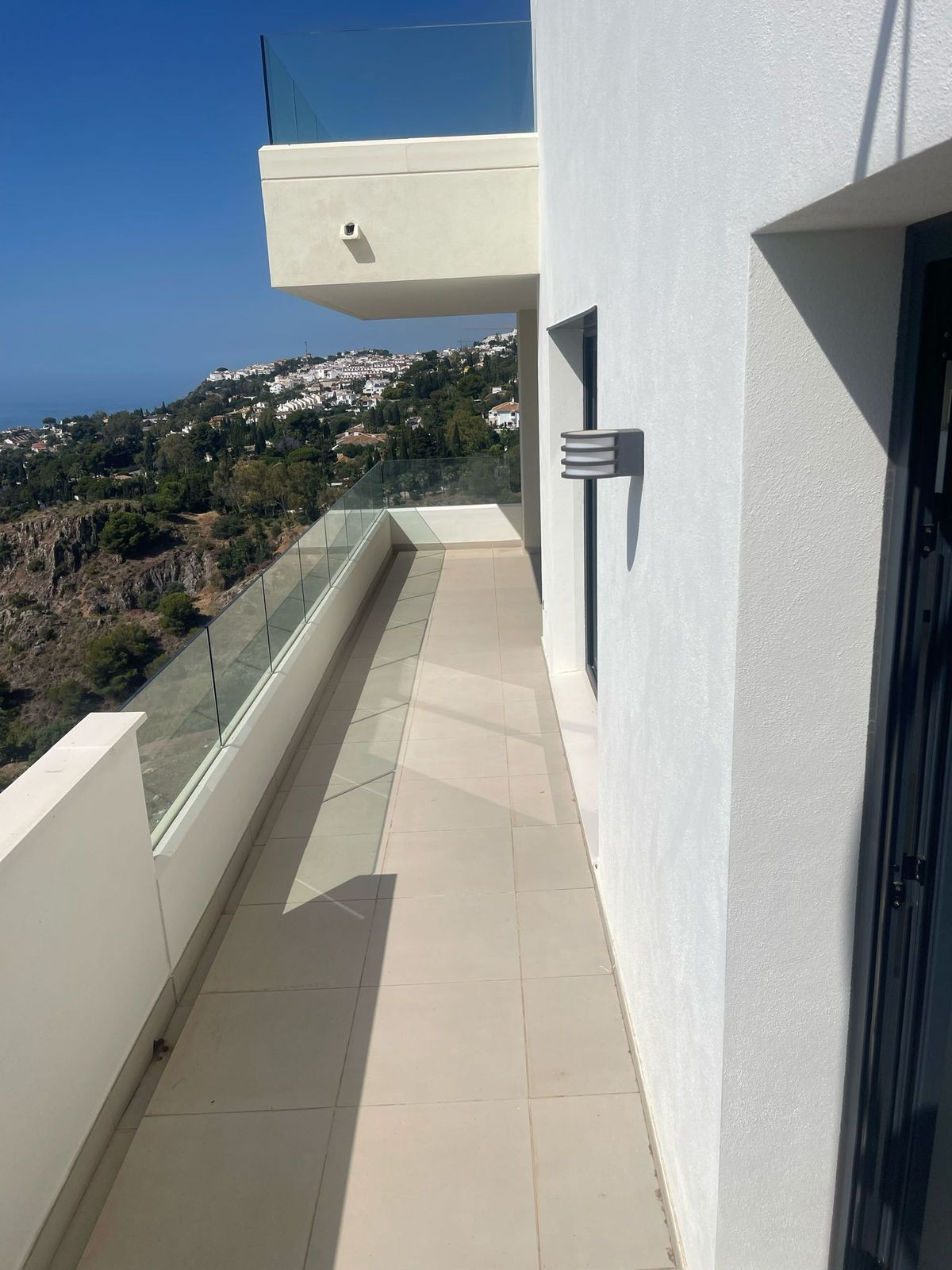 3 Bed Apartment for sale in Benalmadena Costa Del Sol, Málaga, Spain