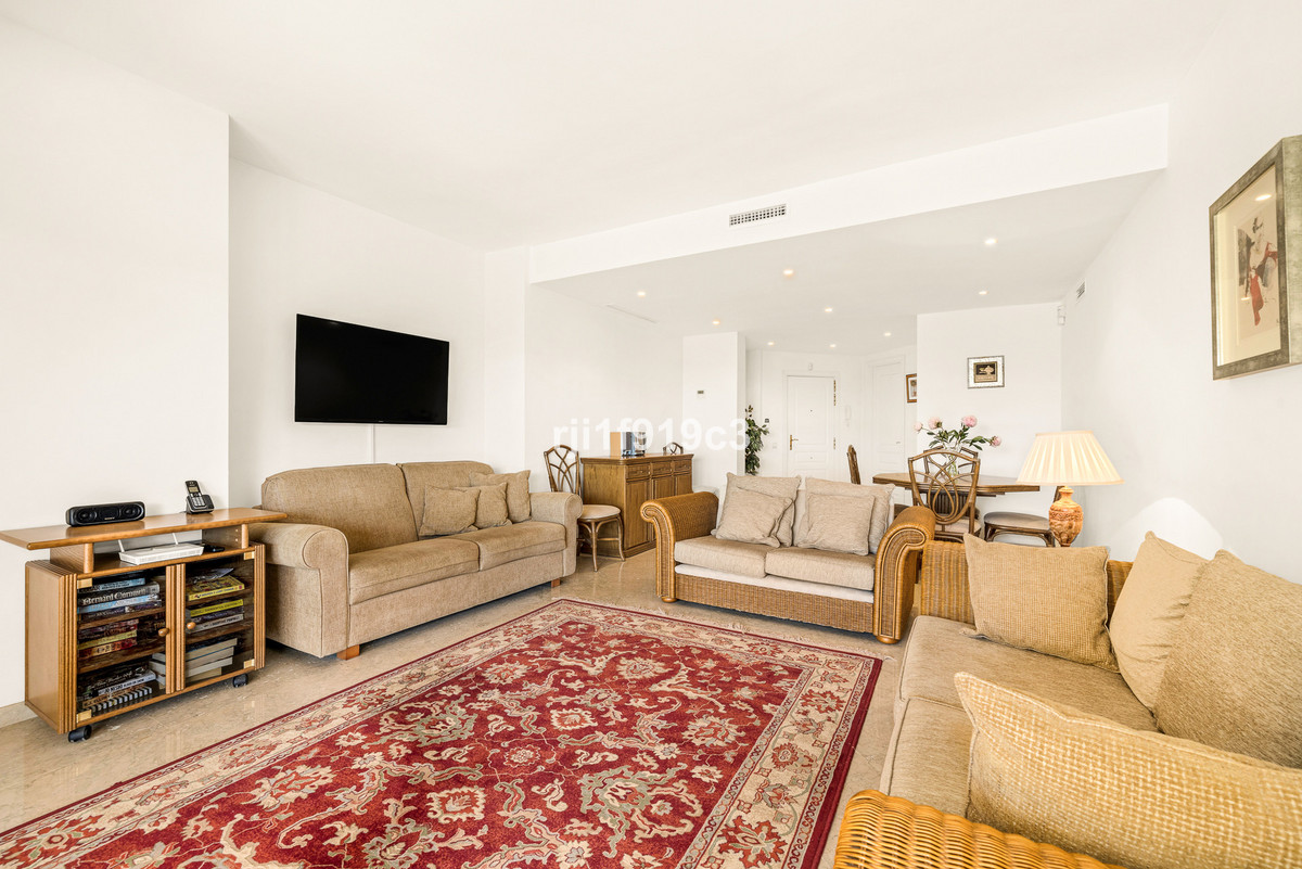 2 Bed Apartment for sale in Elviria Costa Del Sol, Málaga, Spain