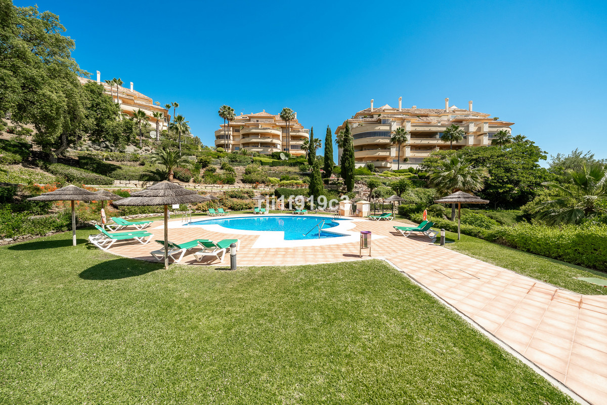 2 Bed Apartment for sale in Elviria Costa Del Sol, Málaga, Spain