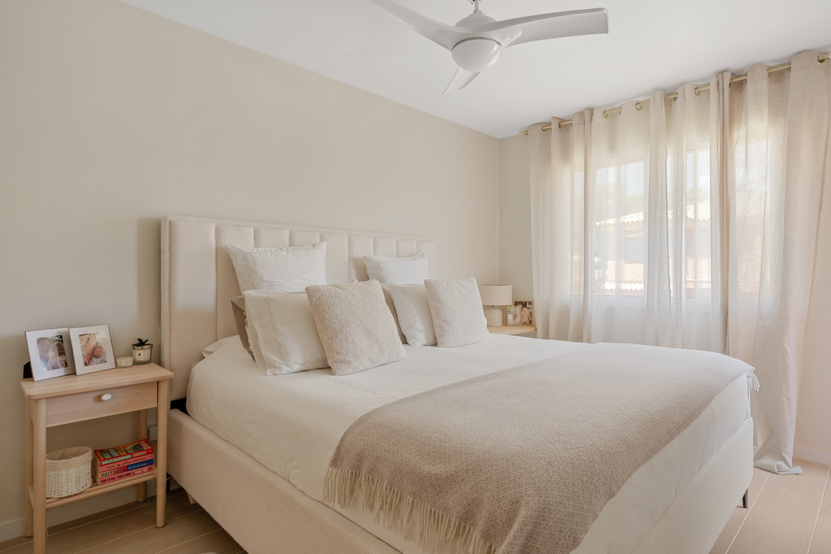 3 Bed Townhouse for sale in Estepona Costa Del Sol, Málaga, Spain