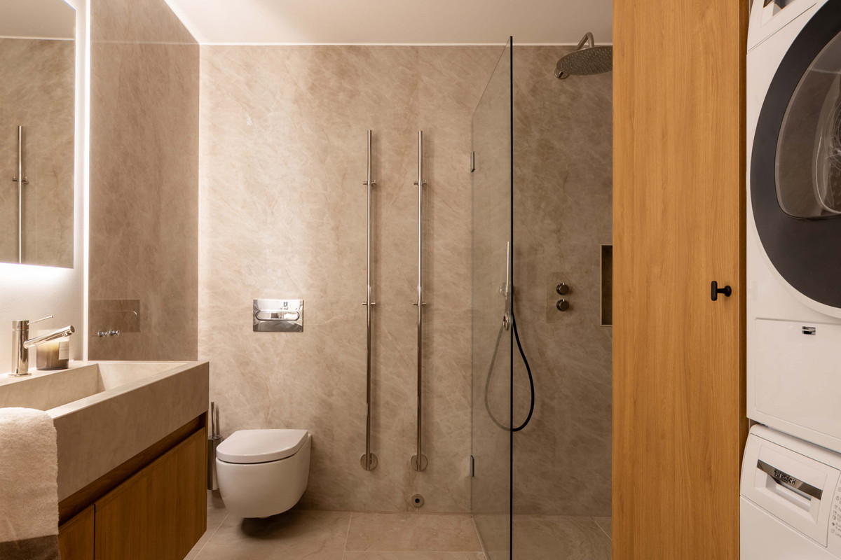 3 Bed Apartment for sale in Nueva Andalucía Costa Del Sol, Málaga, Spain