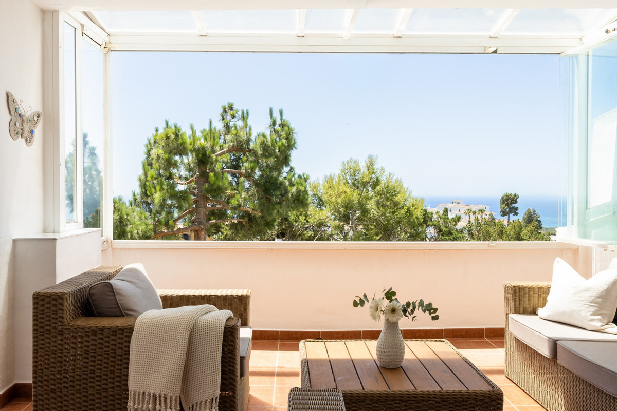 Se vende Apartamento Planta Media de 2 dormitorios en Costa Del Sol, Málaga, España
