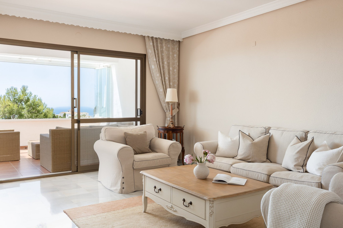 Se vende Apartamento Planta Media de 2 dormitorios en Costa Del Sol, Málaga, España