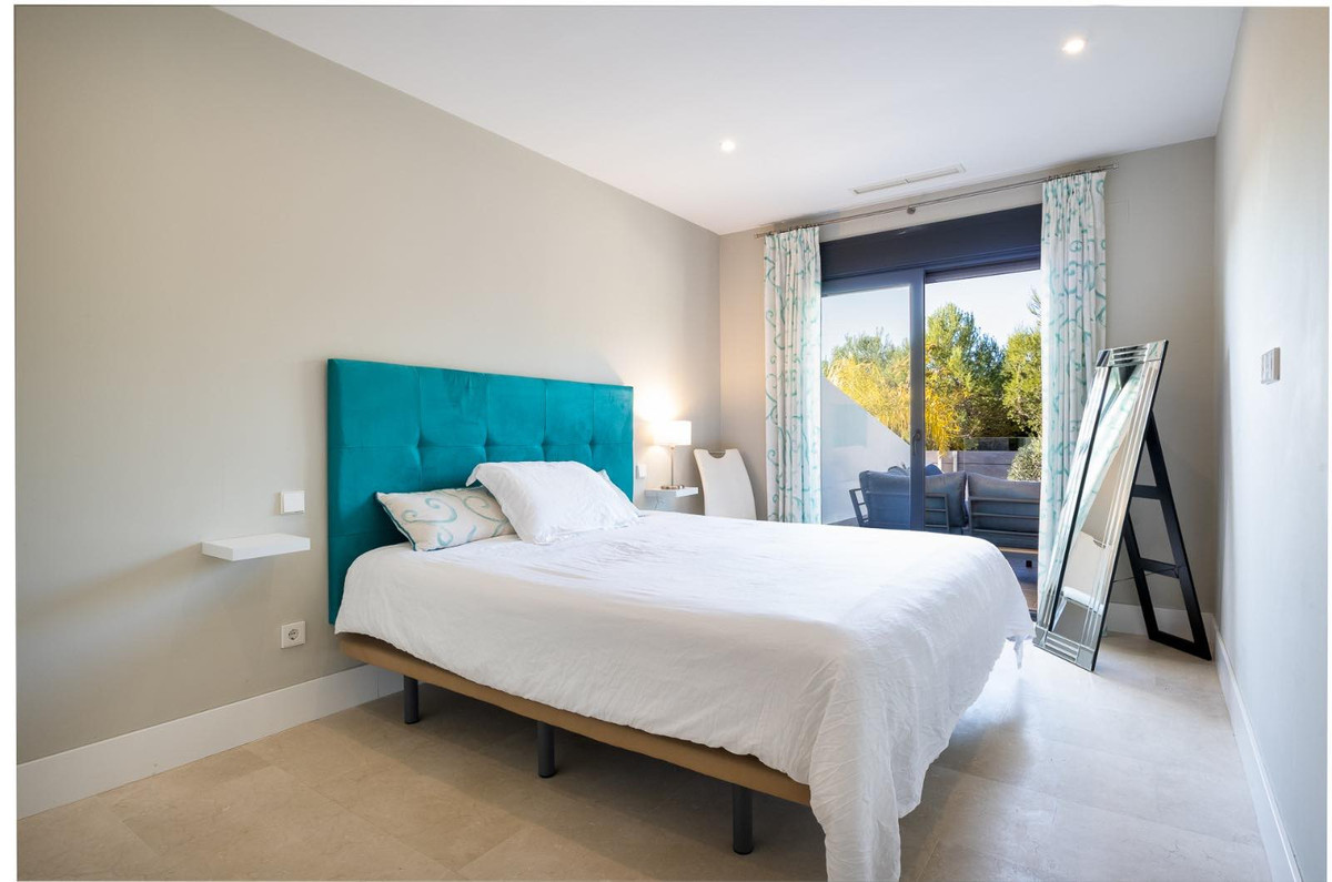 Se vende Apartamento Planta Baja de 2 dormitorios en Costa Del Sol, Málaga, España