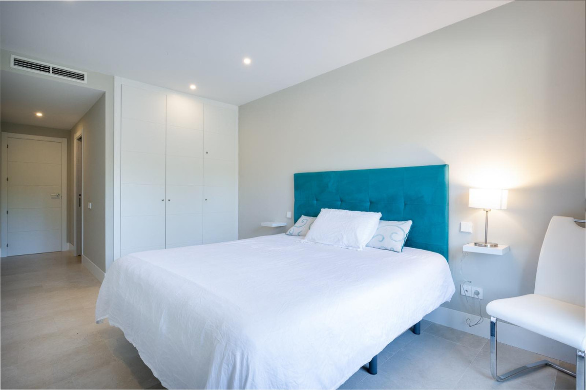 Se vende Apartamento Planta Baja de 2 dormitorios en Costa Del Sol, Málaga, España
