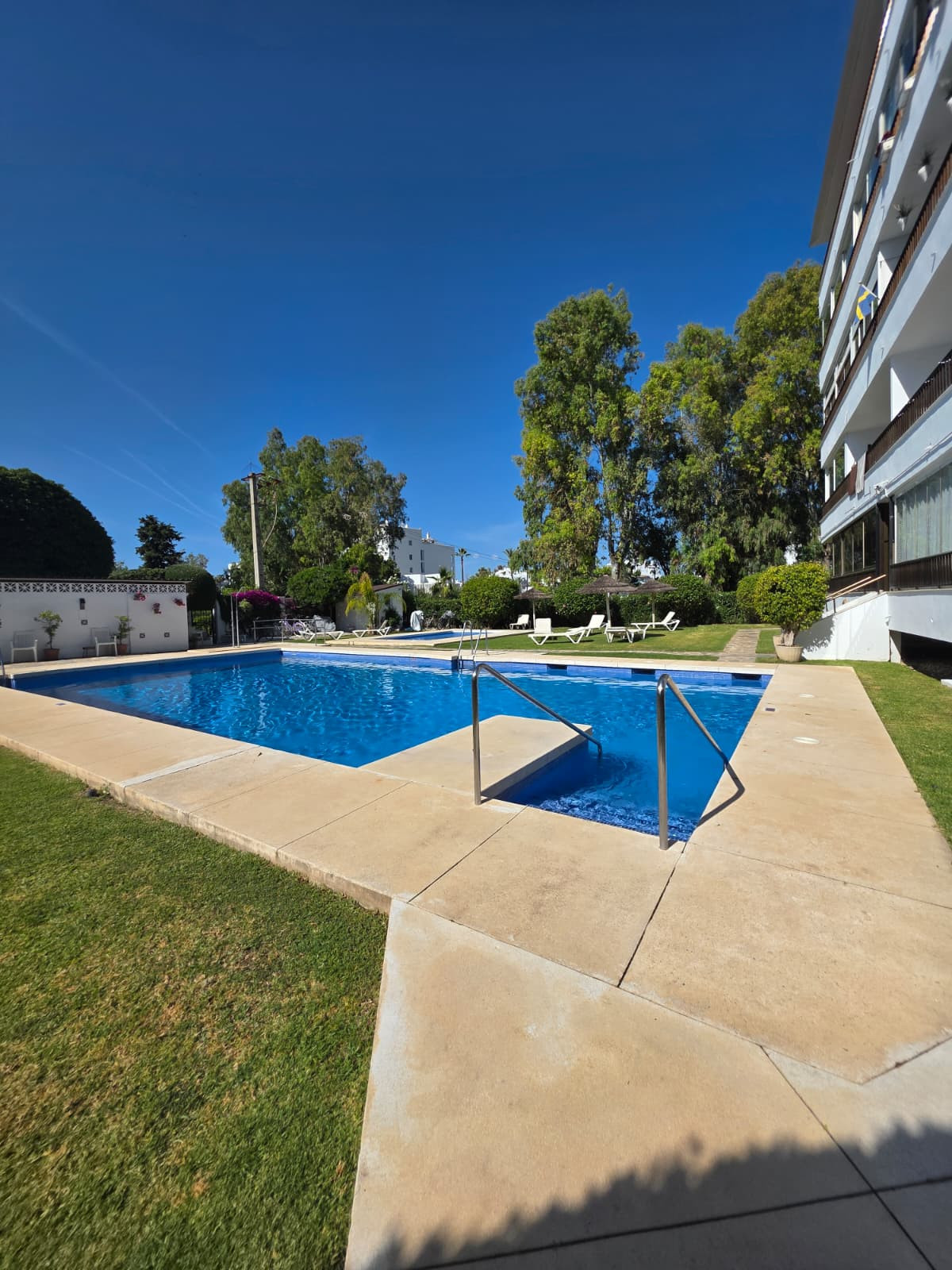2 Bed Apartment for sale in The Golden Mile Costa Del Sol, Málaga, Spain