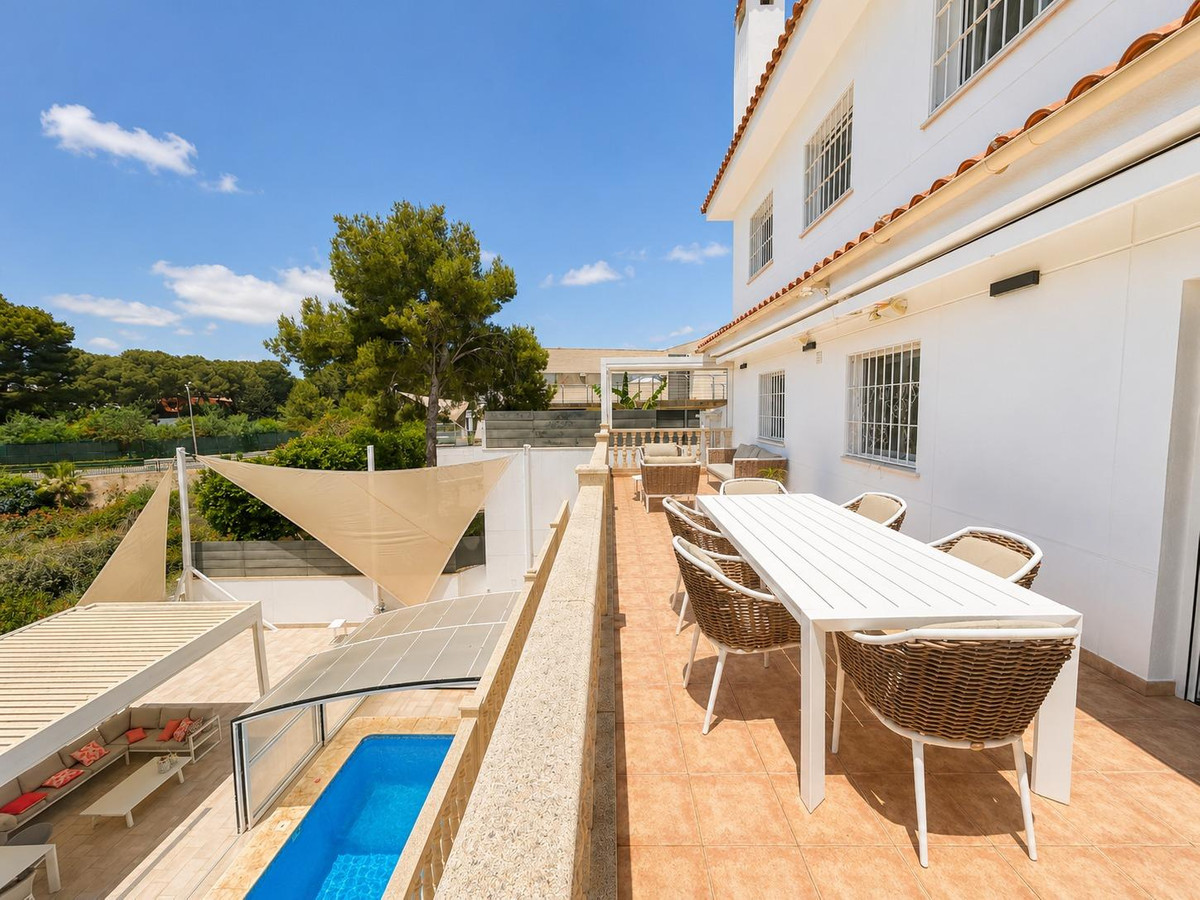 4 Bed Townhouse for sale in Campoamor Costa Blanca, Alicante, Spain