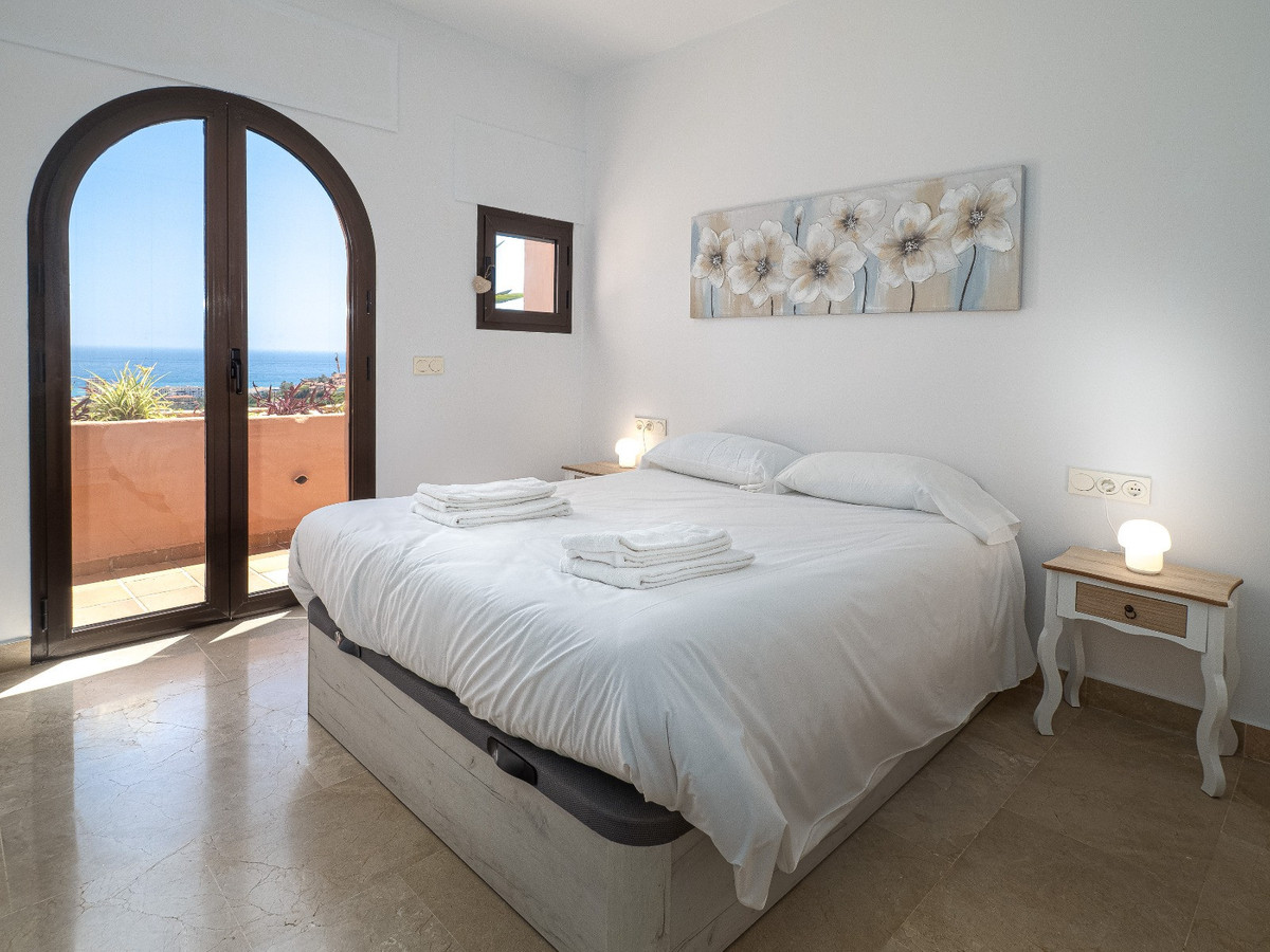 2 Bed Apartment for sale in Manilva Costa Del Sol, Málaga, Spain