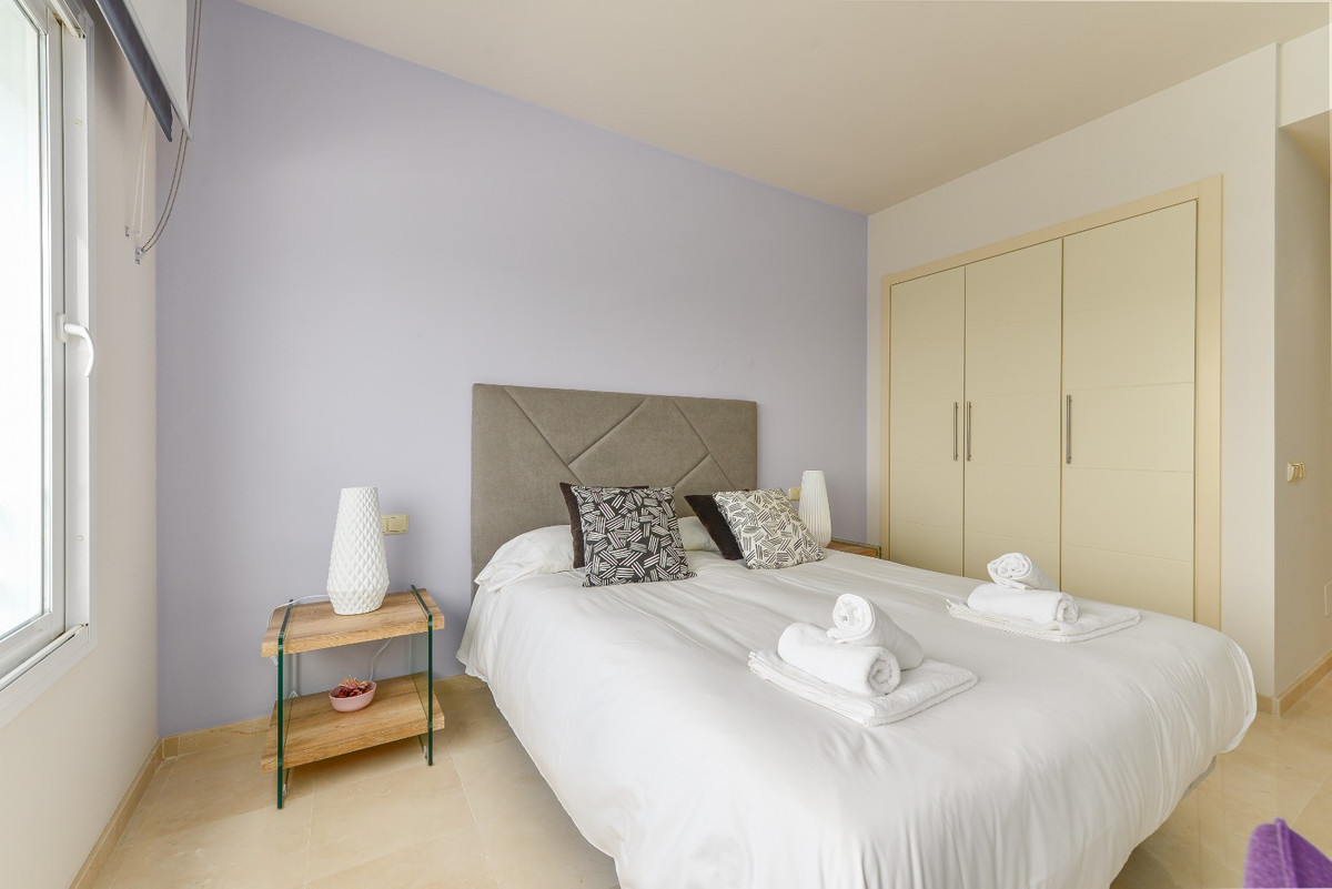 2 Bed Apartment for sale in Casares Costa Del Sol, Málaga, Spain
