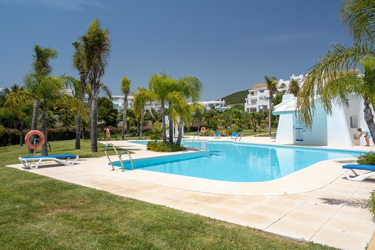 2 Bed Apartment for sale in Casares Costa Del Sol, Málaga, Spain