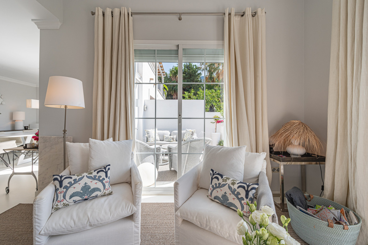 3 Bed Townhouse for sale in The Golden Mile Costa Del Sol, Málaga, Spain