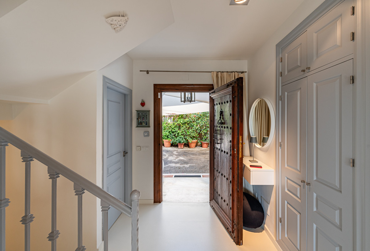 3 Bed Townhouse for sale in The Golden Mile Costa Del Sol, Málaga, Spain