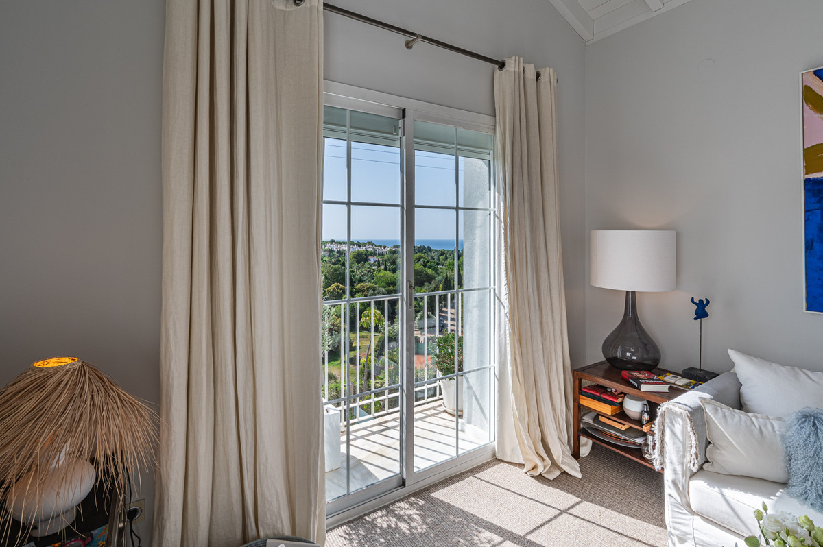 3 Bed Townhouse for sale in The Golden Mile Costa Del Sol, Málaga, Spain