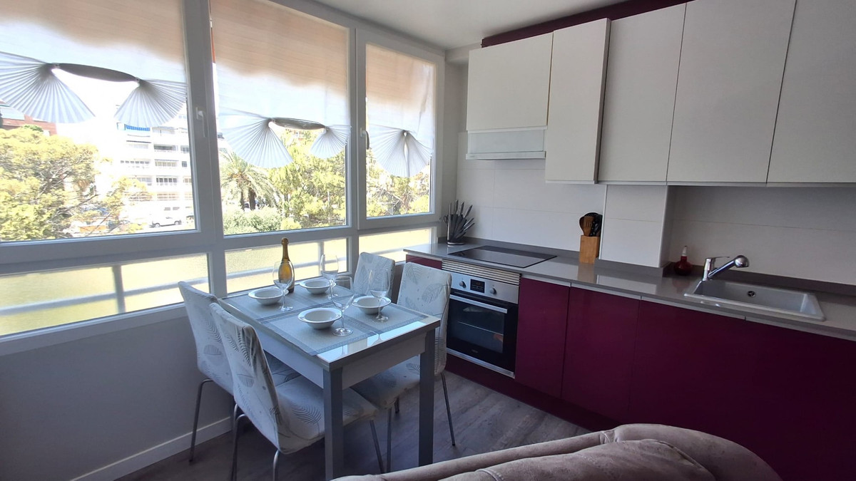 2 Bed Apartment for sale in Torrevieja Costa Blanca, Alicante, Spain