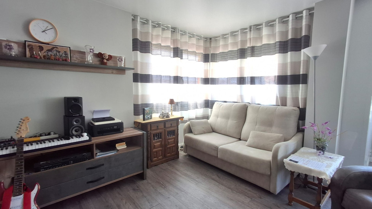 2 Bed Apartment for sale in Torrevieja Costa Blanca, Alicante, Spain
