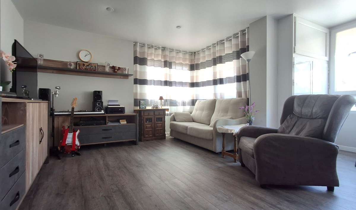 2 Bed Apartment for sale in Torrevieja Costa Blanca, Alicante, Spain