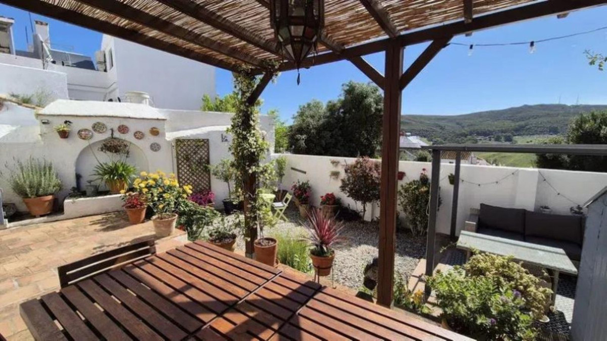 Se vende Pareada de 3 dormitorios en Costa Del Sol, Cadiz, España