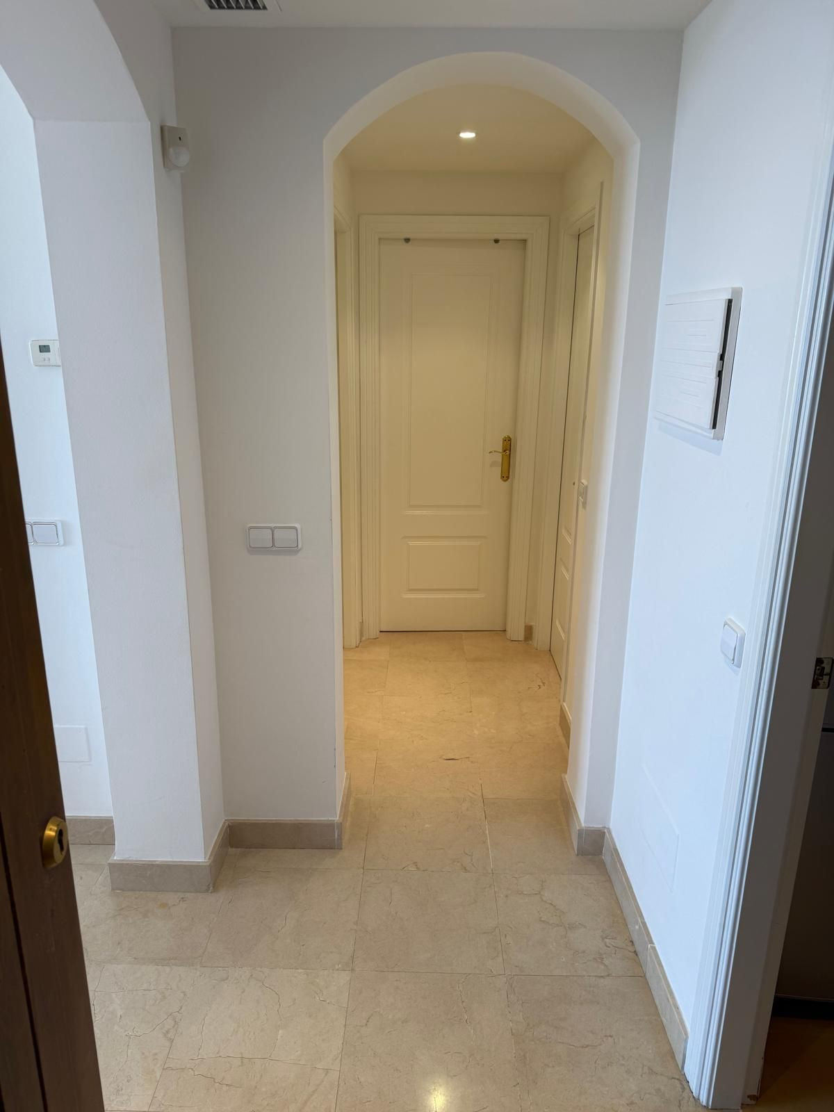 2 Bed Apartment for sale in Benahavís Costa Del Sol, Málaga, Spain