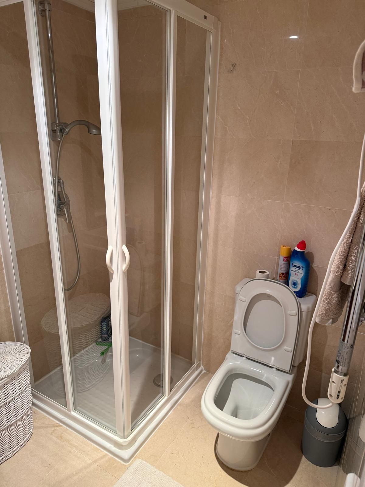 2 Bed Apartment for sale in Benahavís Costa Del Sol, Málaga, Spain