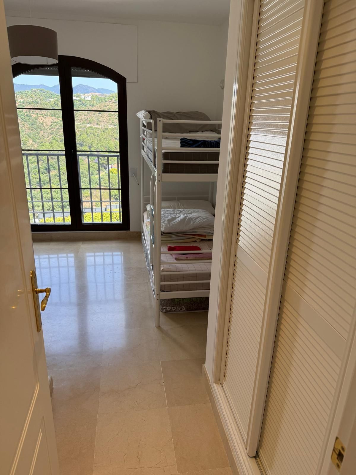 2 Bed Apartment for sale in Benahavís Costa Del Sol, Málaga, Spain