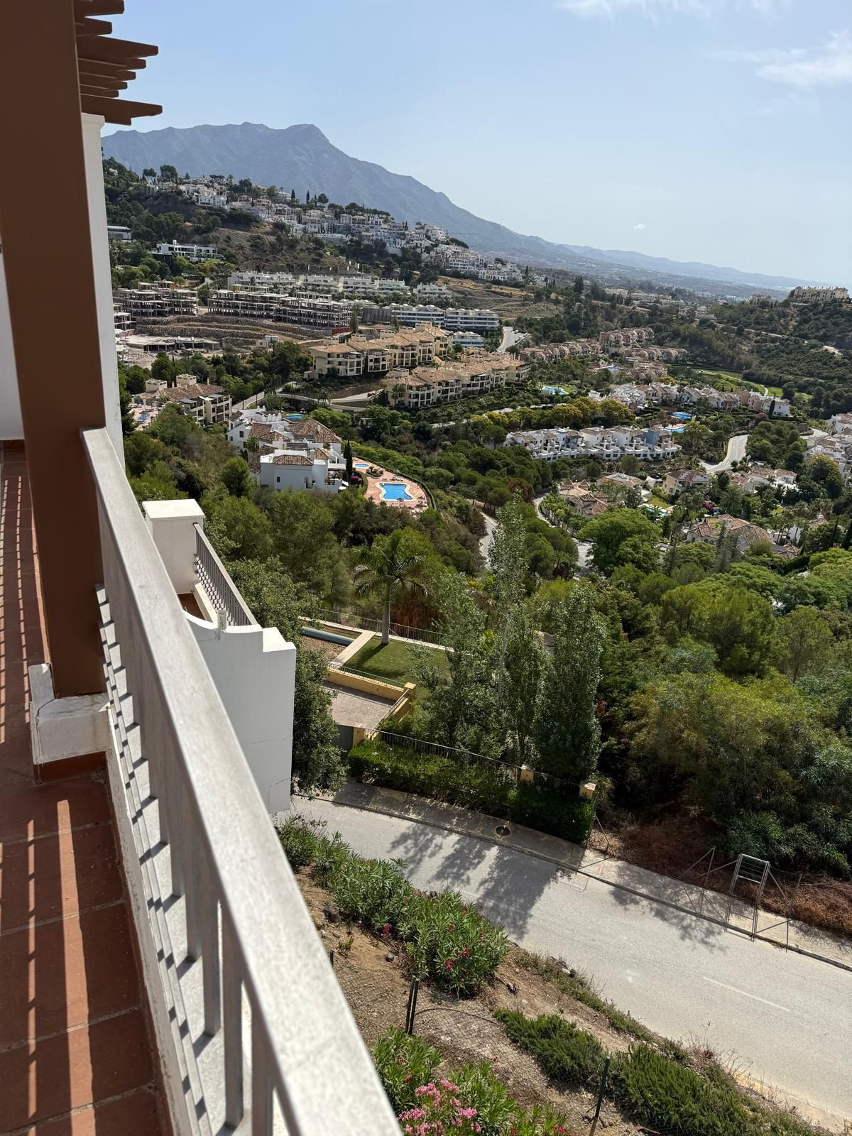 2 Bed Apartment for sale in Benahavís Costa Del Sol, Málaga, Spain
