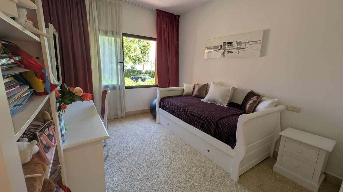 2 Bed Apartment for sale in San Pedro De Alcántara Costa Del Sol, Málaga, Spain