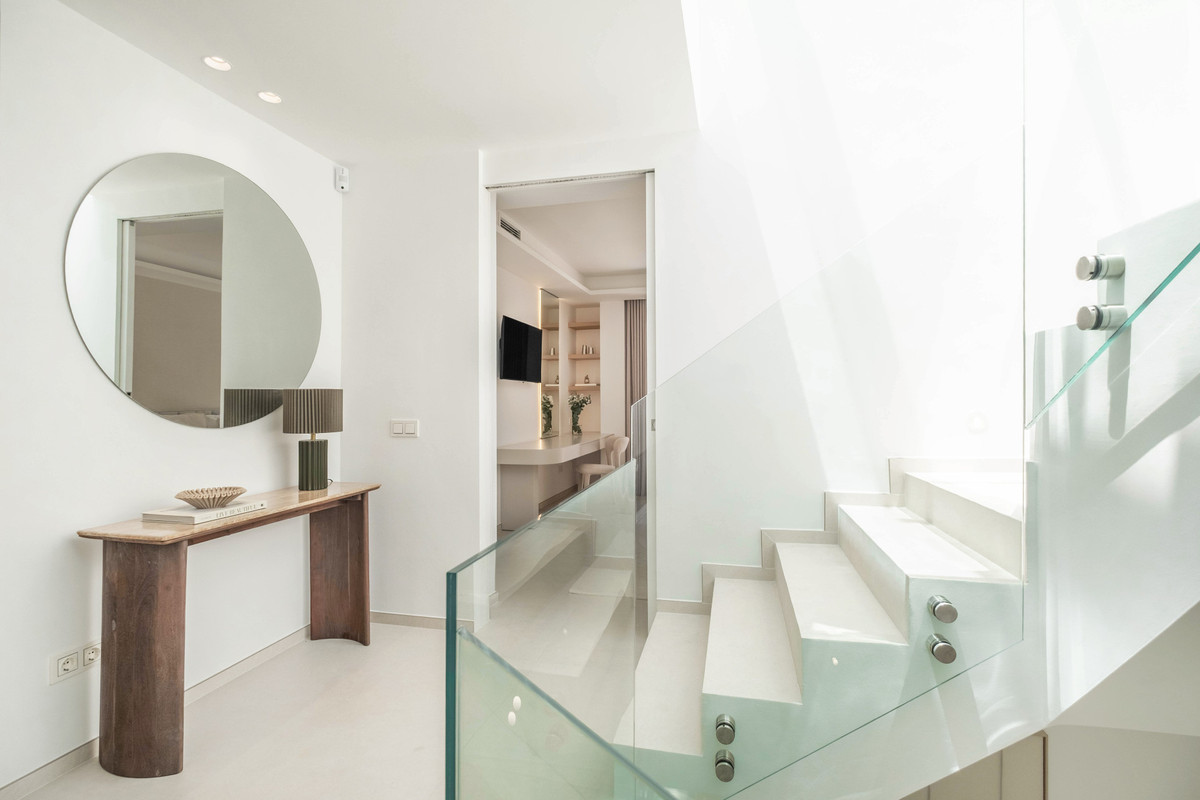 4 Bed Townhouse for sale in La Quinta Costa Del Sol, Málaga, Spain