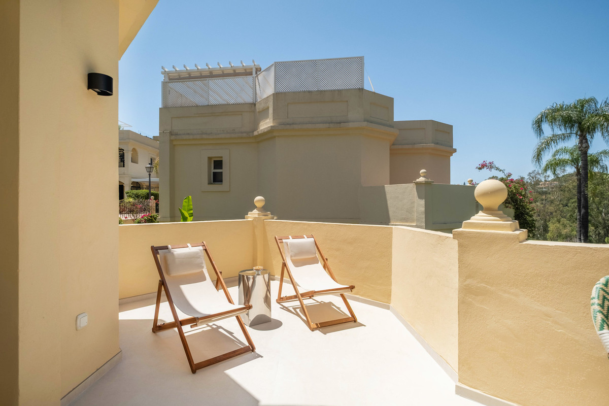 4 Bed Townhouse for sale in La Quinta Costa Del Sol, Málaga, Spain