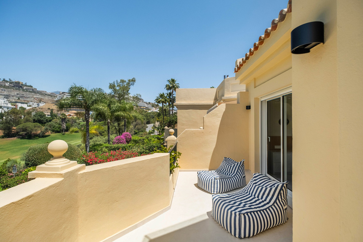 4 Bed Townhouse for sale in La Quinta Costa Del Sol, Málaga, Spain